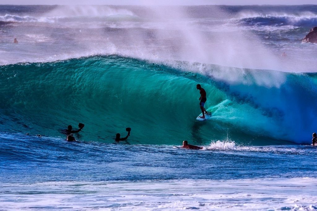 Surfing in Australia, Pixabay